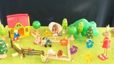 Tischtheater: "Die gestohlenen Ostereier"  (Bild vergr&ouml;&szlig;ern)
