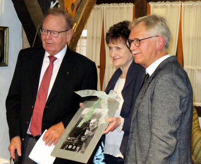 Foto des Albums: Wiedereröffnung des Museums am 9.April