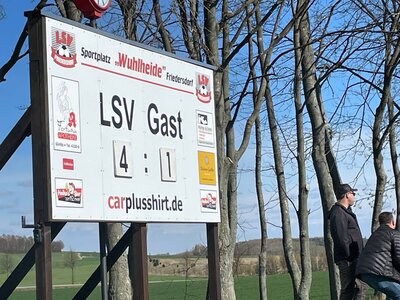Foto des Albums: Bilder vom Pokalviertelfinale (LSV - FVE 2. 4:1)