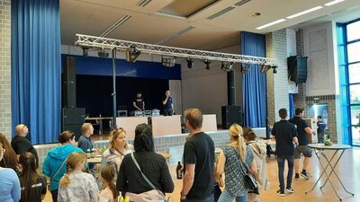 Kinderschminken  (Bild vergr&ouml;&szlig;ern)