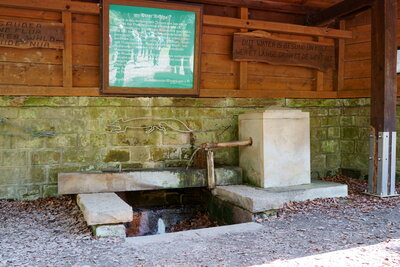 Schwefelquelle  (Bild vergr&ouml;&szlig;ern)