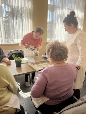 Foto des Albums: Kochen im Alter – Präventive Gesundheitsunterstützung der SeniorInnen 2 (06. 05. 2022)