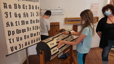 Foto des Albums: Schule früher- Schule heute