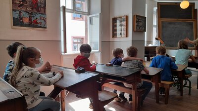 Foto des Albums: Schule früher- Schule heute