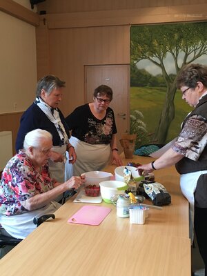 Foto des Albums: Kochen im Alter – Präventive Gesundheitsunterstützung der SeniorInnen 3 (18. 05. 2022)