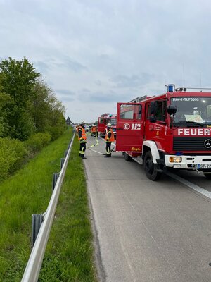 Foto des Albums: KFZ_Brand_BAB_2022-04-29