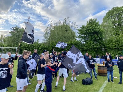 Foto des Albums: Meisterfeier