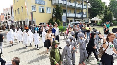Foto des Albums: Kinderfestumzug Heimattage Mengen