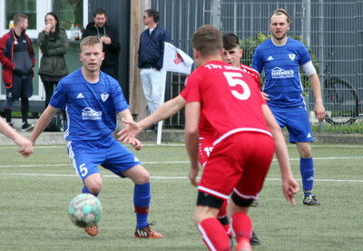 Foto des Albums: TSV Berg II- FG WRZ I  3-1 (08. 05. 2022)