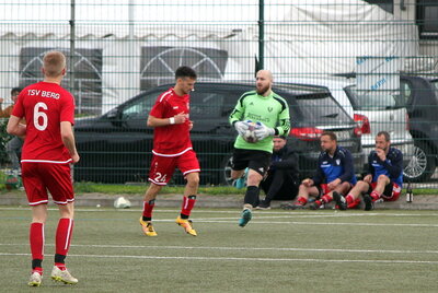 Foto des Albums: TSV Berg II- FG WRZ I  3-1 (08. 05. 2022)