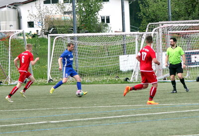 Foto des Albums: TSV Berg II- FG WRZ I  3-1 (08. 05. 2022)