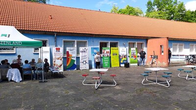 Foto des Albums: Aus OSSI wird Neustadtforum