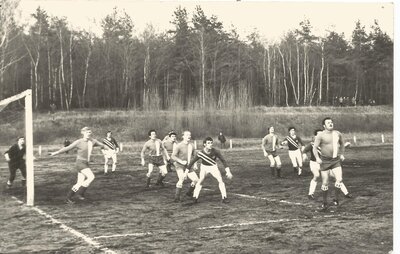Auf dem alten Sportplatz 