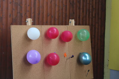 Luftballonzielwurf  (Bild vergr&ouml;&szlig;ern)