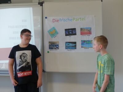 Foto des Albums: Mitbestimmung muss gelernt werden