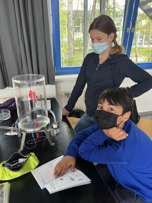Foto des Albums: Besuch der Klasse 5b bei DESY in Hamburg