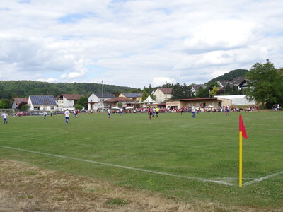 Foto des Albums: Allstars Haßberge gegen 1.FC Nürnberg Traditionsmannschaft