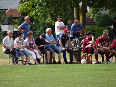Foto des Albums: Allstars Haßberge gegen 1.FC Nürnberg Traditionsmannschaft