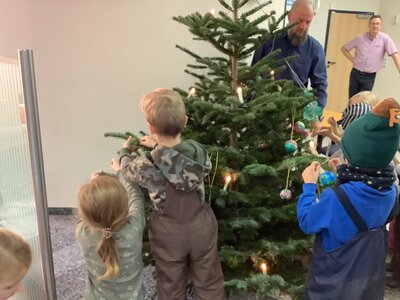 Foto des Albums: Weihnachtsbaum Volksbank Bad Muskau (07.12.2021)