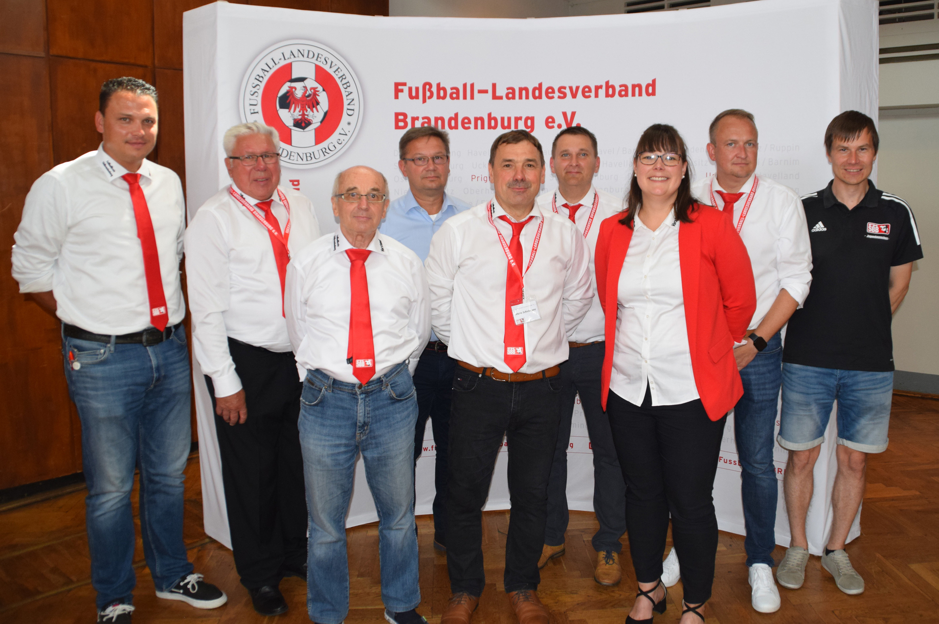 Bild: Der neue Vorstand des Fußballkreises Südbrandenburg.