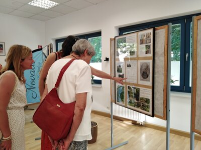 Foto des Albums: Ausstellungseröffnung  „Auf Lebensreise mit Novalis“