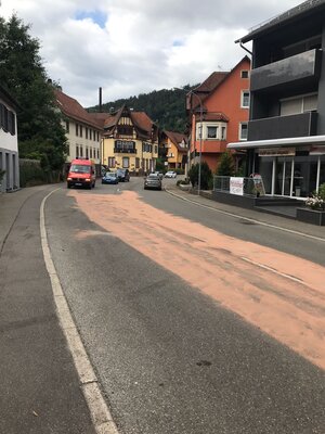 1  (Bild vergr&ouml;&szlig;ern)