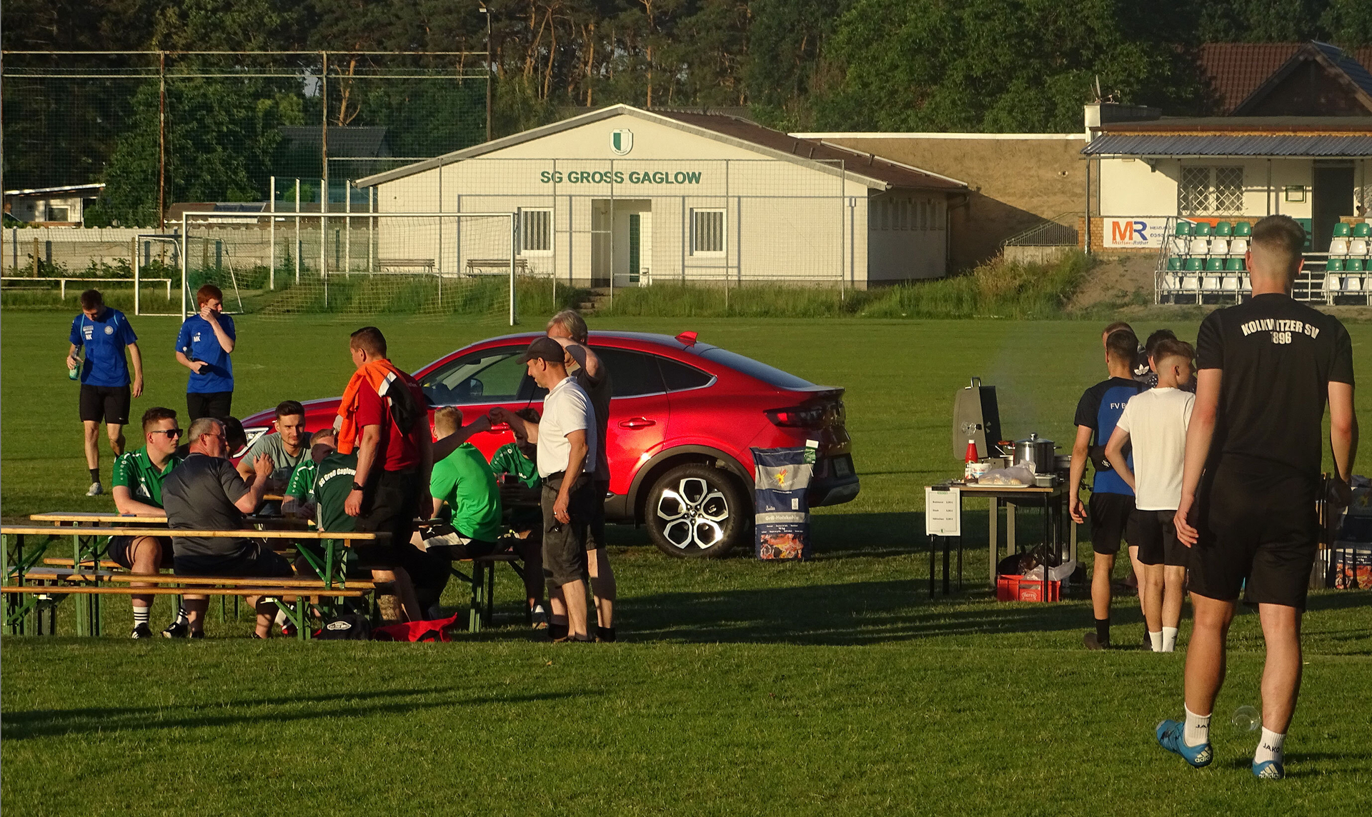 Bild: Sport & nettes Beisammensein ...