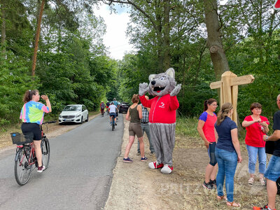 Foto des Albums: Gut 100 Teilnehmer bei der Sommertour mit dem Bürgermeister 2022