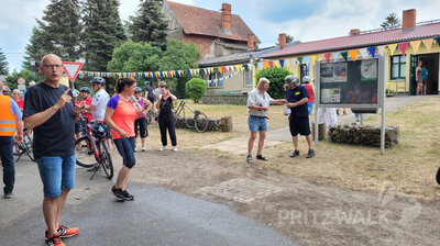 Foto des Albums: Gut 100 Teilnehmer bei der Sommertour mit dem Bürgermeister 2022