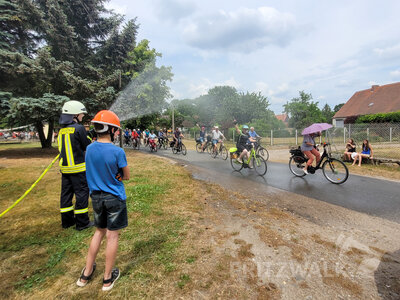 Foto des Albums: Gut 100 Teilnehmer bei der Sommertour mit dem Bürgermeister 2022