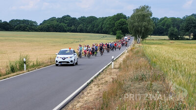 Foto des Albums: Gut 100 Teilnehmer bei der Sommertour mit dem Bürgermeister 2022