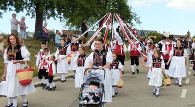 Foto des Albums: Rosenfest in Nöggeschwiel