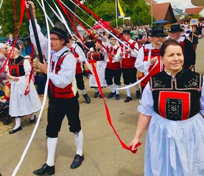 Foto des Albums: Rosenfest in Nöggeschwiel