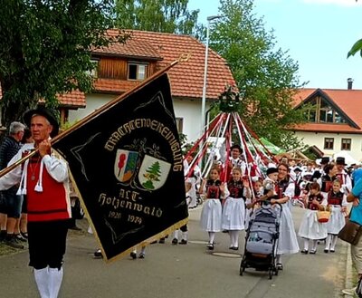 Foto des Albums: Rosenfest in Nöggeschwiel