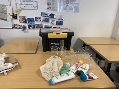 Foto des Albums: Mikroplastik im Gewässer: Projekt der 10a mit dem Nabu