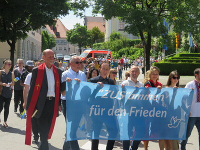 Foto des Albums: Friedensfest 