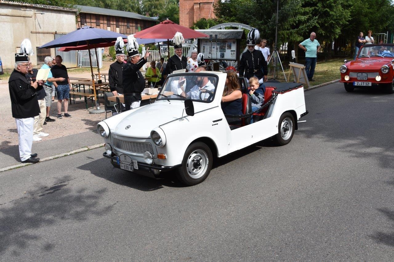 Bild: Trabant Tramp Bj. 1982 - Trabant 601 Kübel Bj. 1982