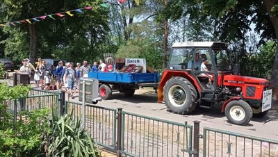 Foto des Albums: 750-Jahr-Feier Tessenow