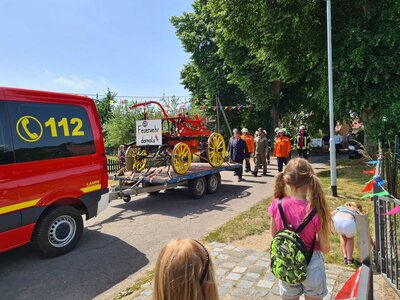 Foto des Albums: 750-Jahr-Feier Tessenow