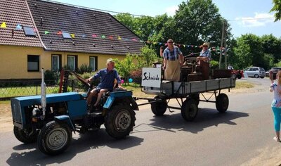 Foto des Albums: 750-Jahr-Feier Tessenow