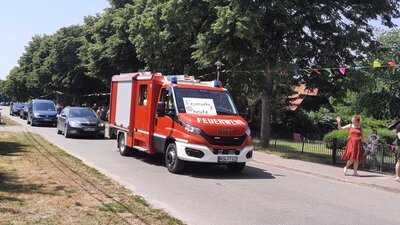 Foto des Albums: 750-Jahr-Feier Tessenow