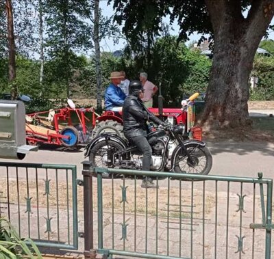 Foto des Albums: 750-Jahr-Feier Tessenow