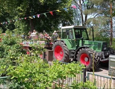 Foto des Albums: 750-Jahr-Feier Tessenow