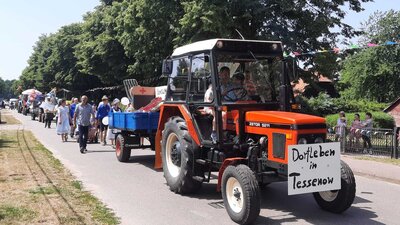 Foto des Albums: 750-Jahr-Feier Tessenow