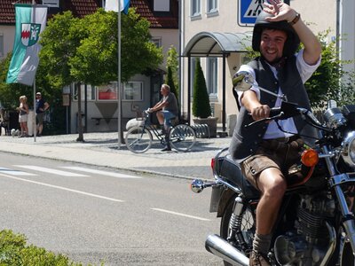 Foto des Albums: Oldtimertreffen Ernsgaden 2022  (Fotoalbum 1)