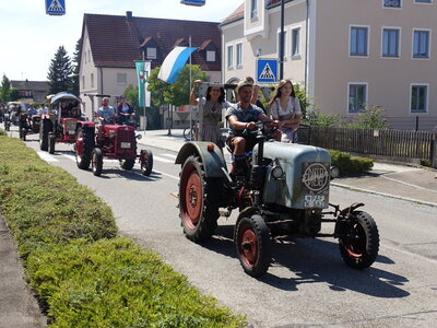 Foto des Albums: Oldtimertreffen Ernsgaden 2022  (Fotoalbum 1)