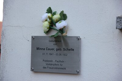 Foto des Albums: Gedenkveranstaltung zum 100.Todestag von Minna Cauer (03.08.2022)