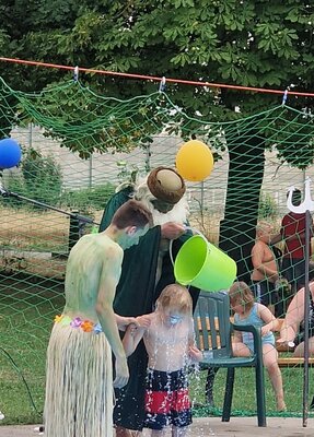 Foto des Albums: Kinder-und Neptunfest im Schwimmbad Kirchheilingen