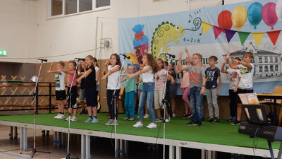 Foto des Albums: Proben des Programmes für die Schuleingangsfeier