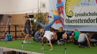 Foto des Albums: Proben des Programmes für die Schuleingangsfeier